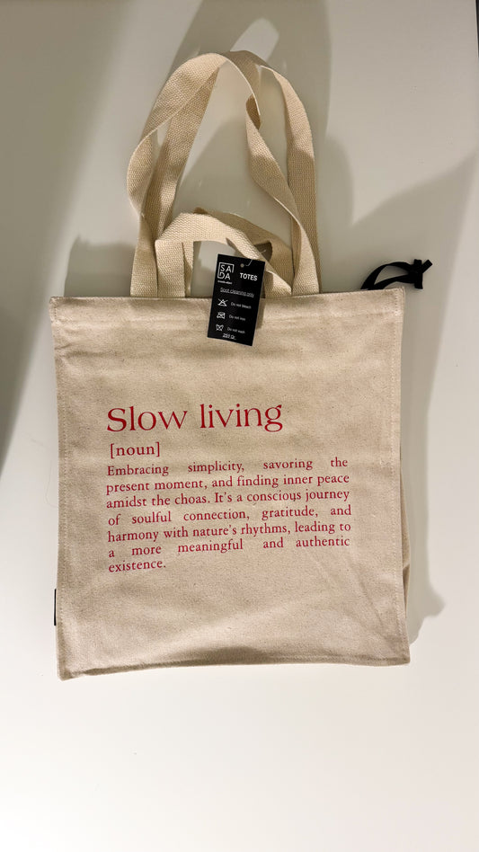 Slow living- large tote with zipper
