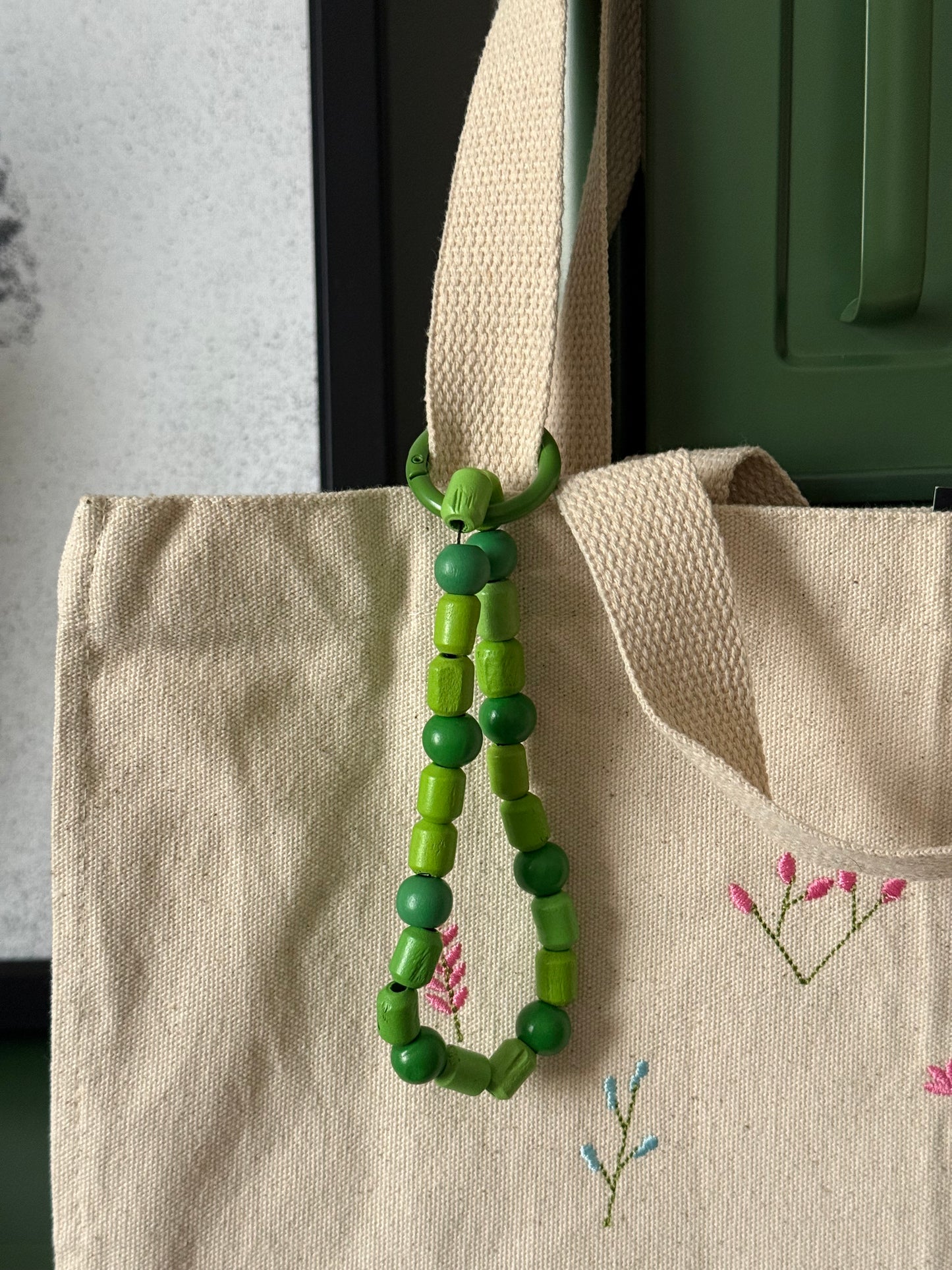 Green kharaz beads
