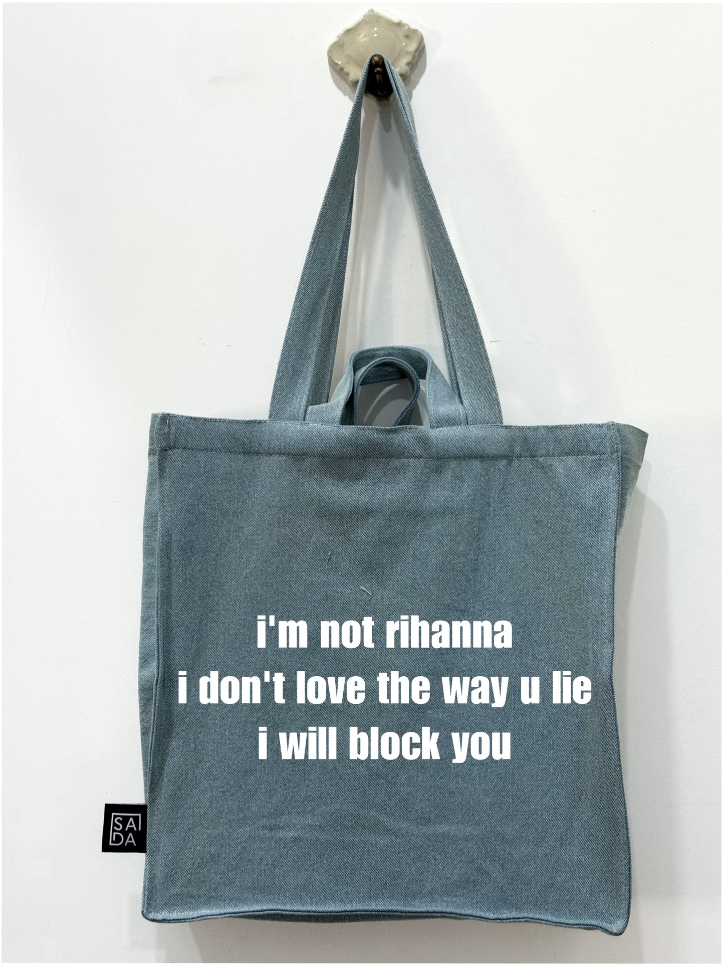 i'm not rihanna i don't love the way u lie i will block you
